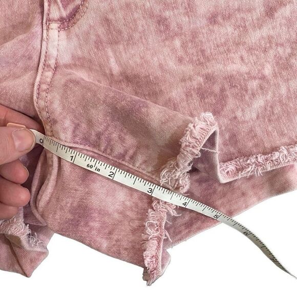 Universal Thread High rise midi size 10 pink acid wash cut off shorts - Picture 5 of 6